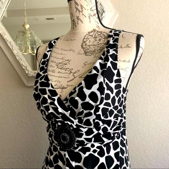 VTG 90s Black and white Print Summer Dress - Picture 3 of 10